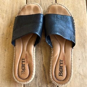 Born Black leather sandals Size 10